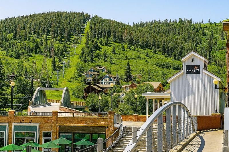 Local Windows Installation pros at work